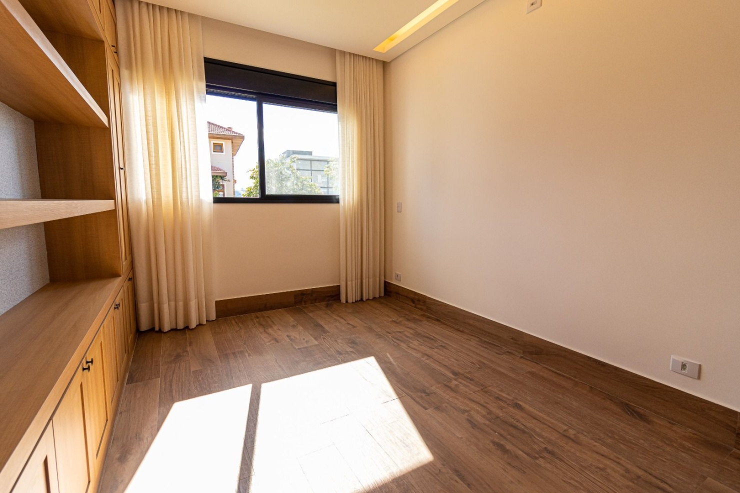 Casa, 4 quartos, 337 m² - Foto 34