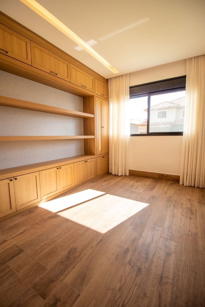 Casa, 4 quartos, 337 m² - Foto 37