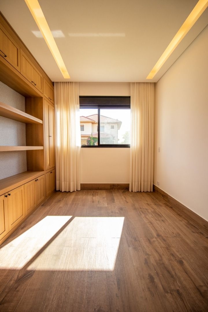 Casa, 4 quartos, 337 m² - Foto 38