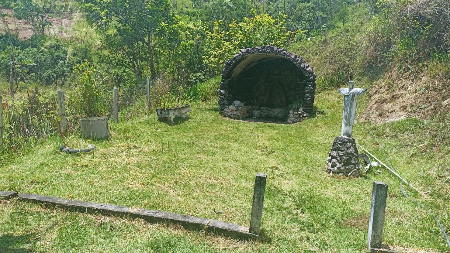 Sítio em Jambeiro/São Paulo — Ref J0P28A — Imagem 18