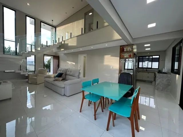 Sobrado, 4 quartos, 273 m² - Foto 2