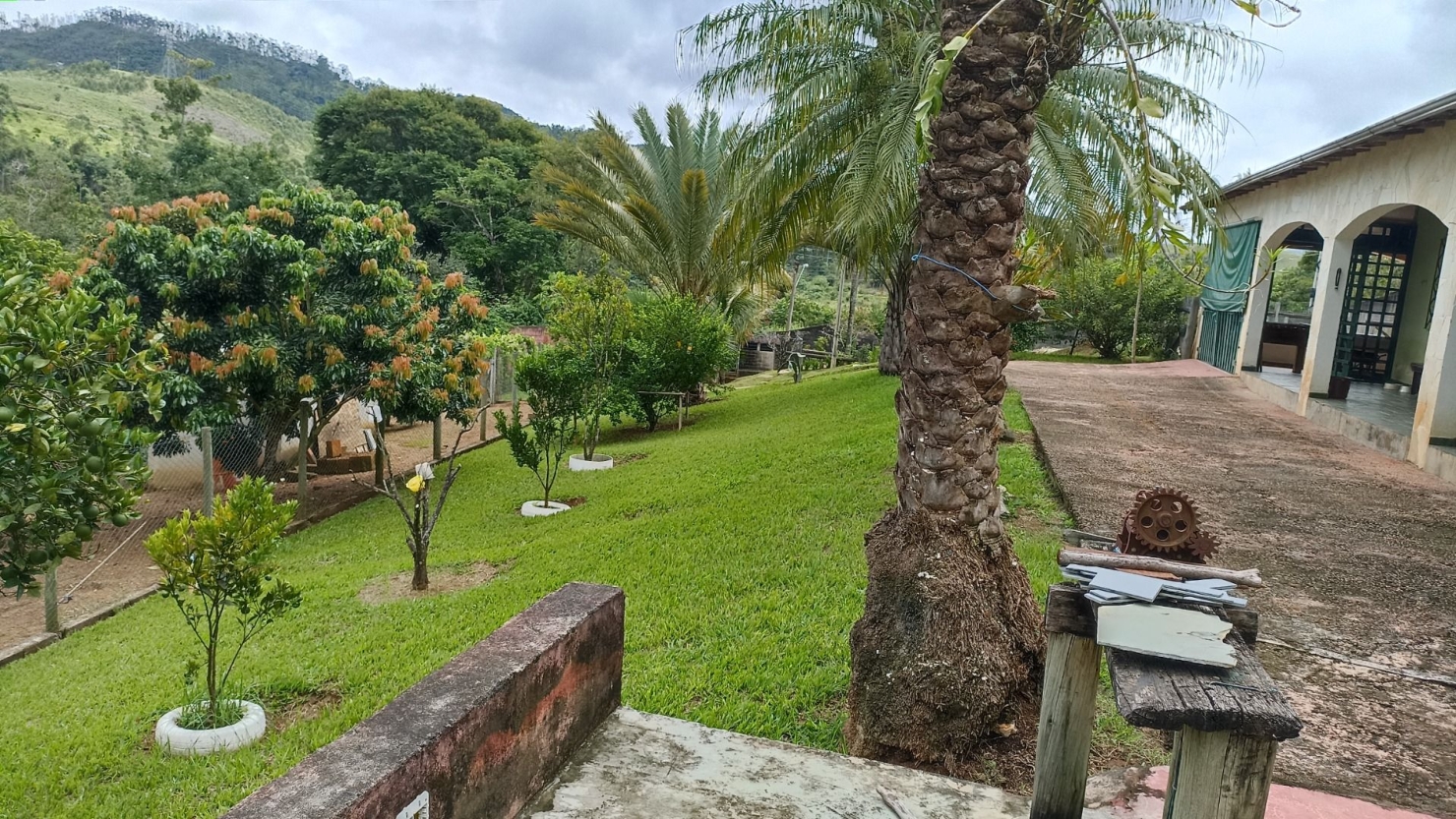 Chácara, 6 quartos, 550 m² - Foto 1