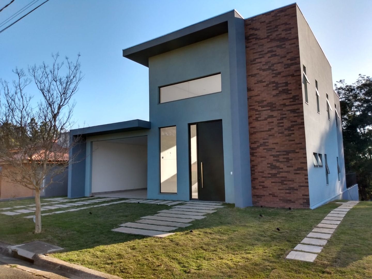 Casa, 4 quartos, 358 m² - Foto 1