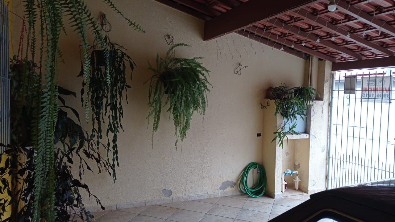 Casa, 4 quartos, 118 m² - Foto 1