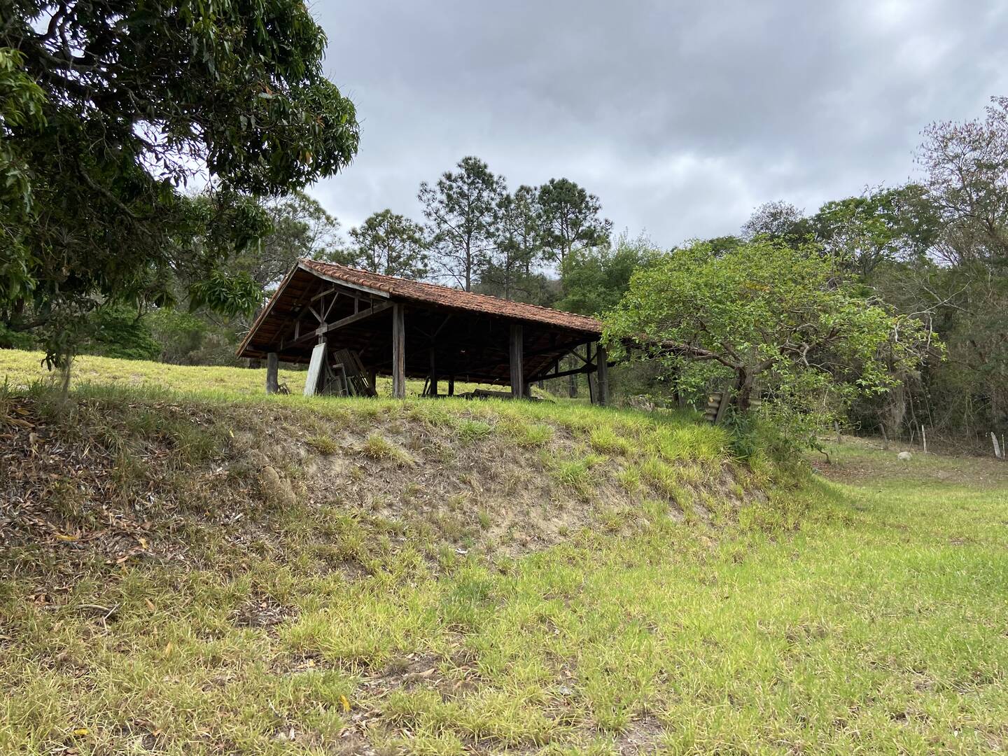 Fazenda em Santa Branca/São Paulo — Ref KNYCES — Imagem 47