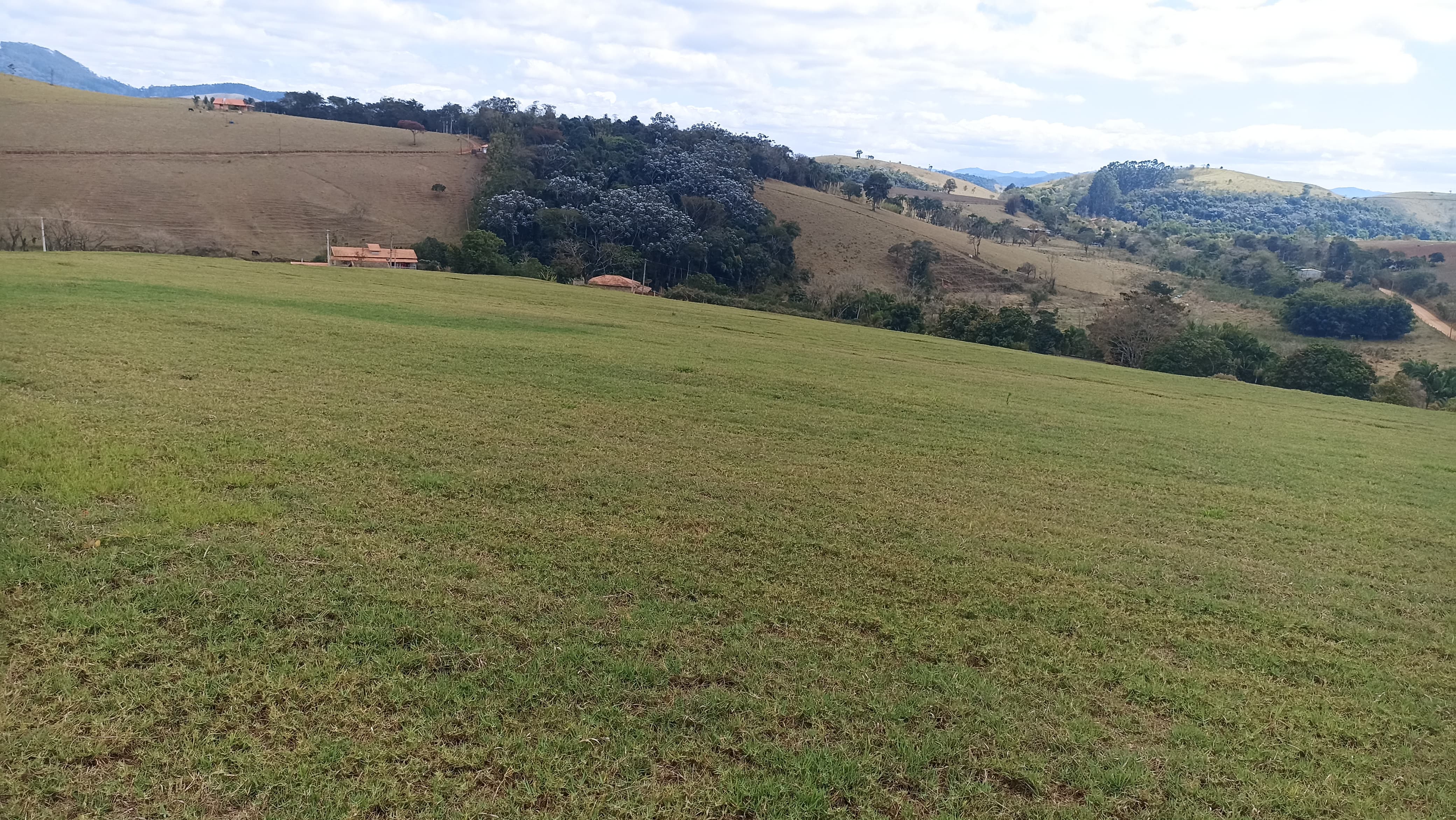 Sítio em Paraibuna/São Paulo — Ref Z39HZE — Imagem 2