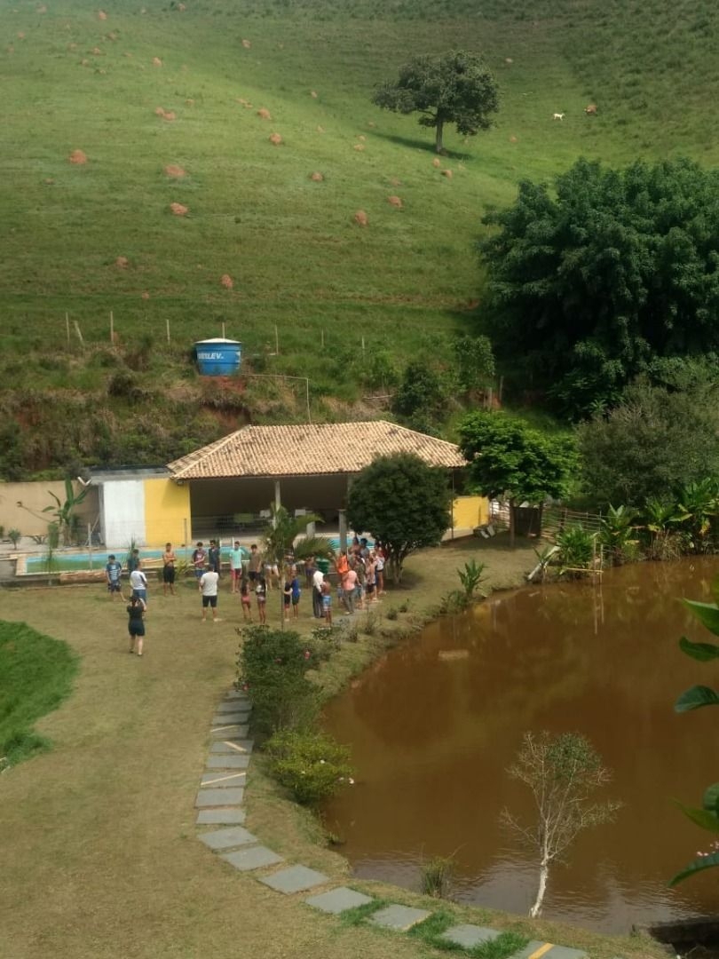 Sítio, 3 quartos, 300 m² - Foto 2