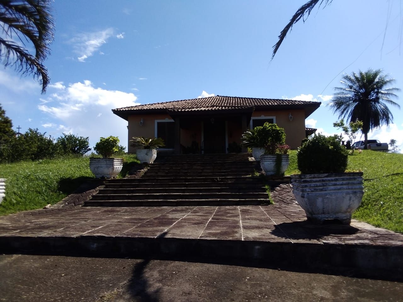 Sítio, 5 quartos, 200 m² - Foto 1