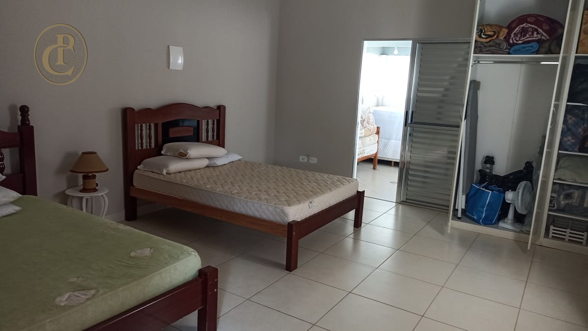 Chácara, 3 quartos, 350 m² - Foto 2