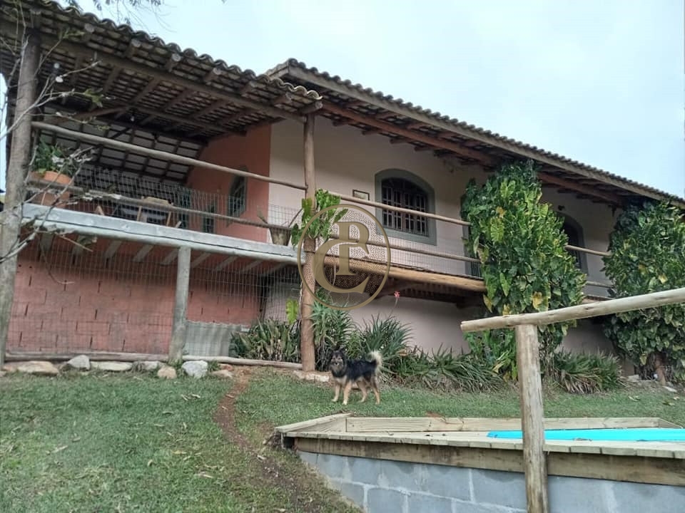 Sítio, 2 quartos, 200 m² - Foto 1