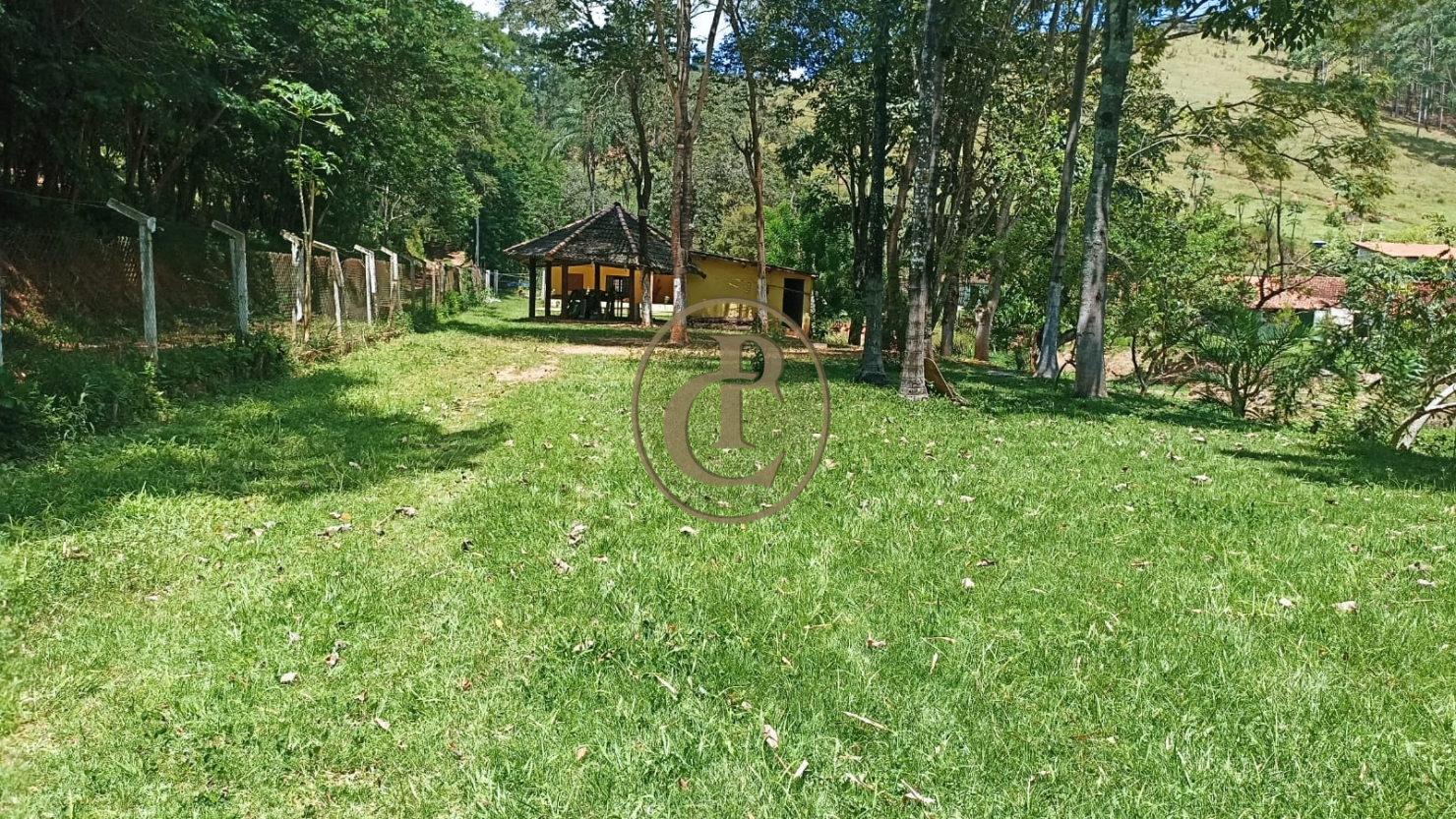 Chácara, 3 quartos, 100 m² - Foto 1