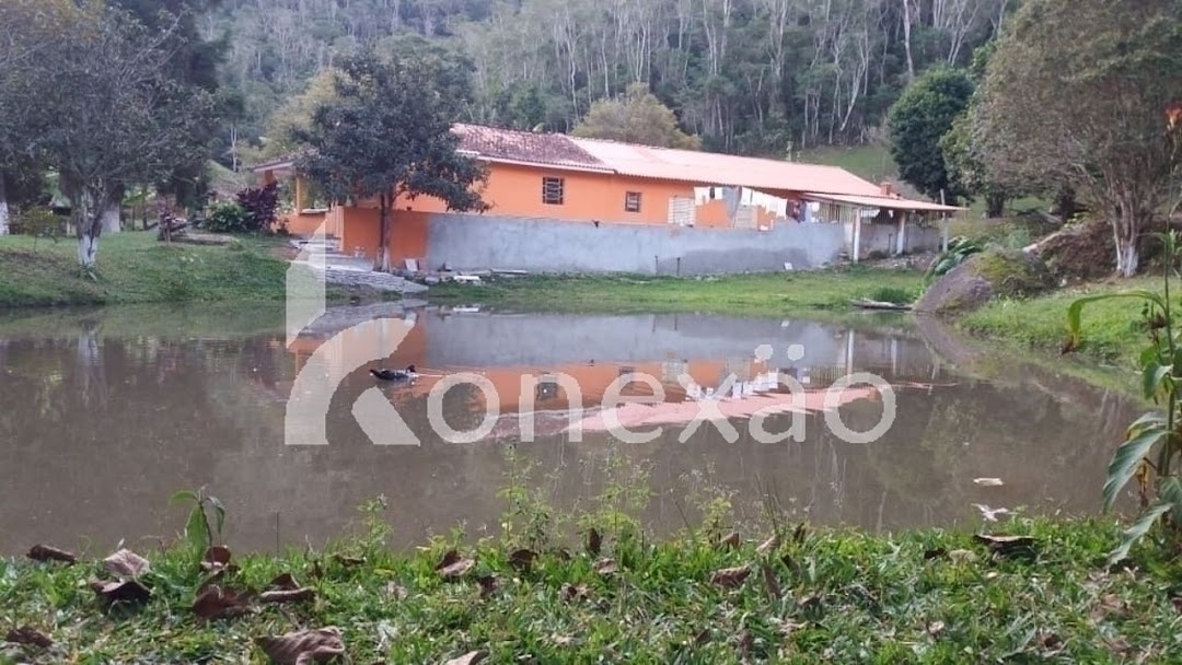 Sítio, 3 quartos, 150 m² - Foto 2