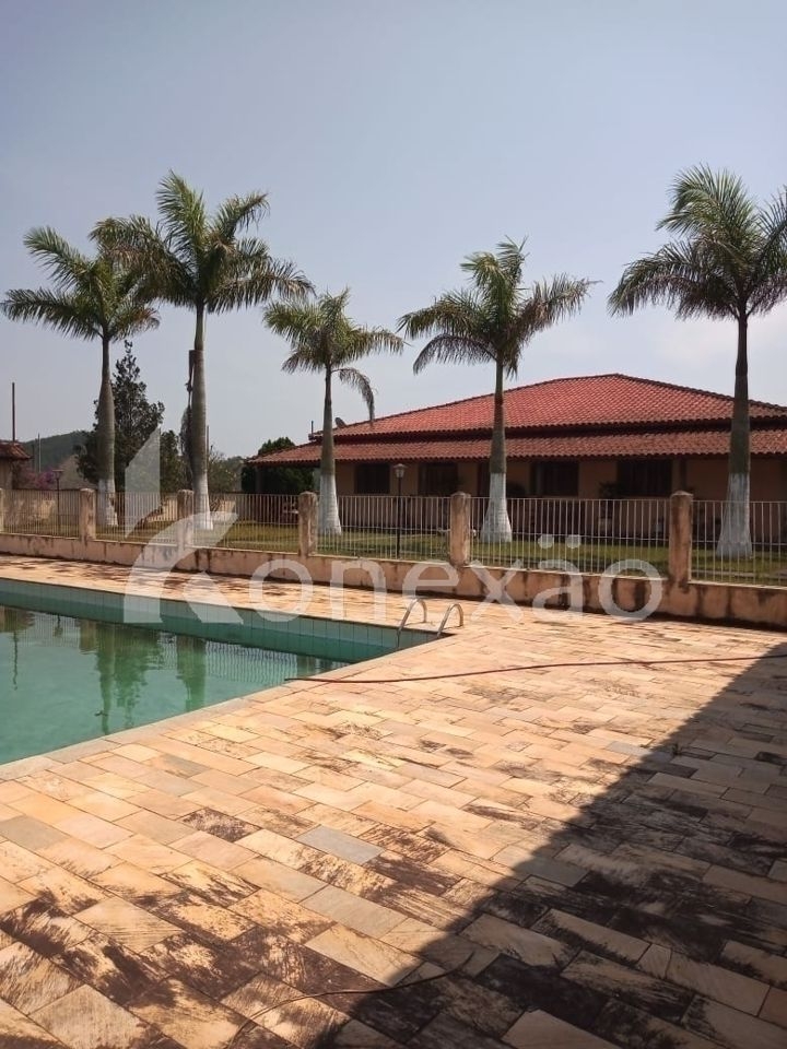 Sítio, 6 quartos, 200 m² - Foto 2