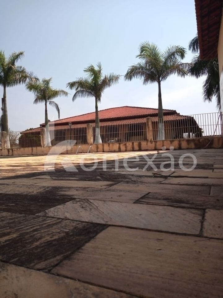 Sítio, 6 quartos, 200 m² - Foto 4