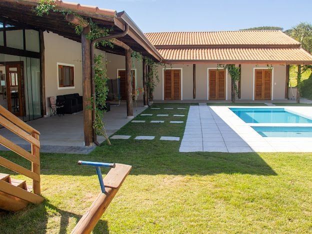 Chácara, 4 quartos, 300 m² - Foto 4