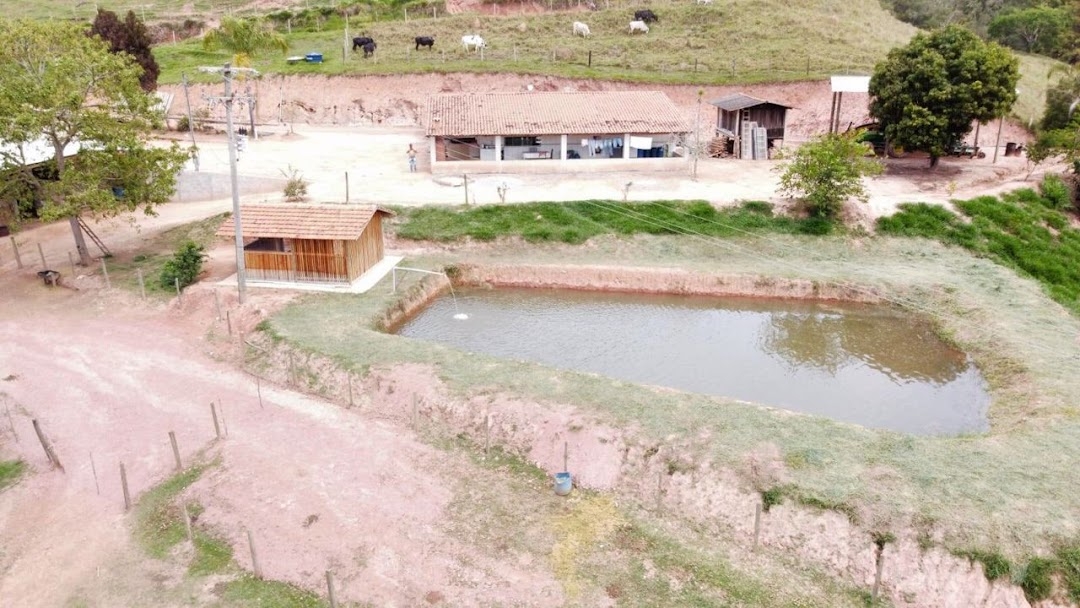 Sítio, 2 quartos, 150 m² - Foto 2