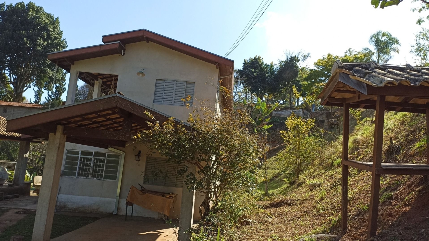 Sítio, 3 quartos, 200 m² - Foto 1