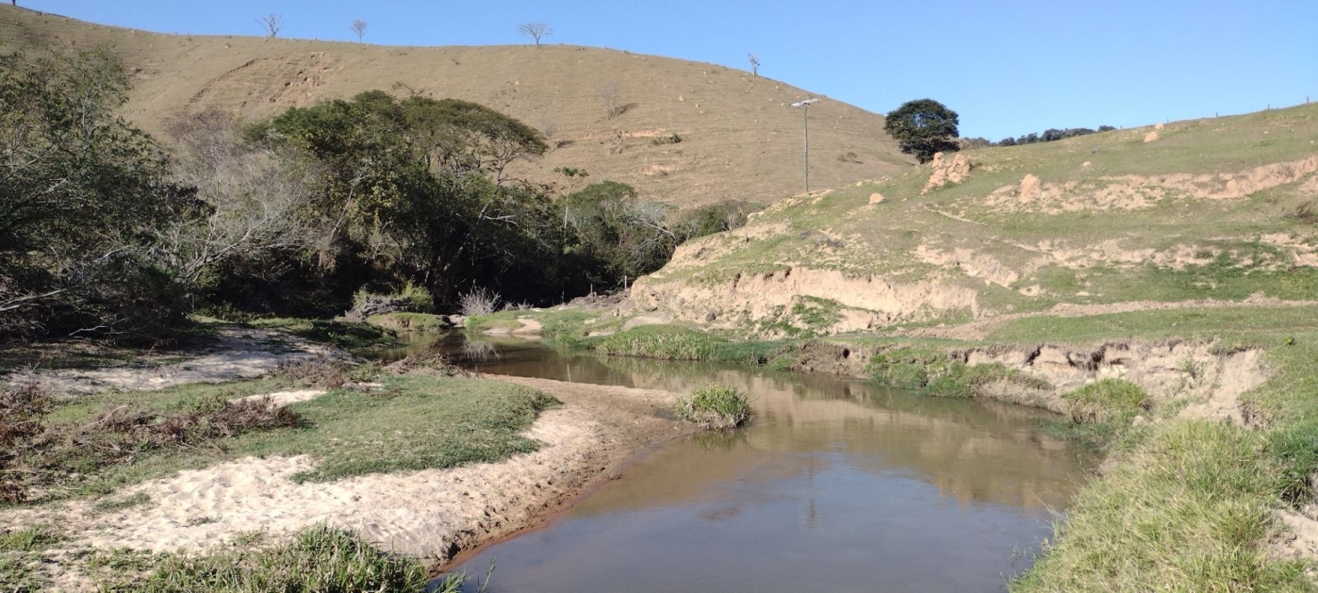 Sítio, 1 quarto, 15 hectares - Foto 17