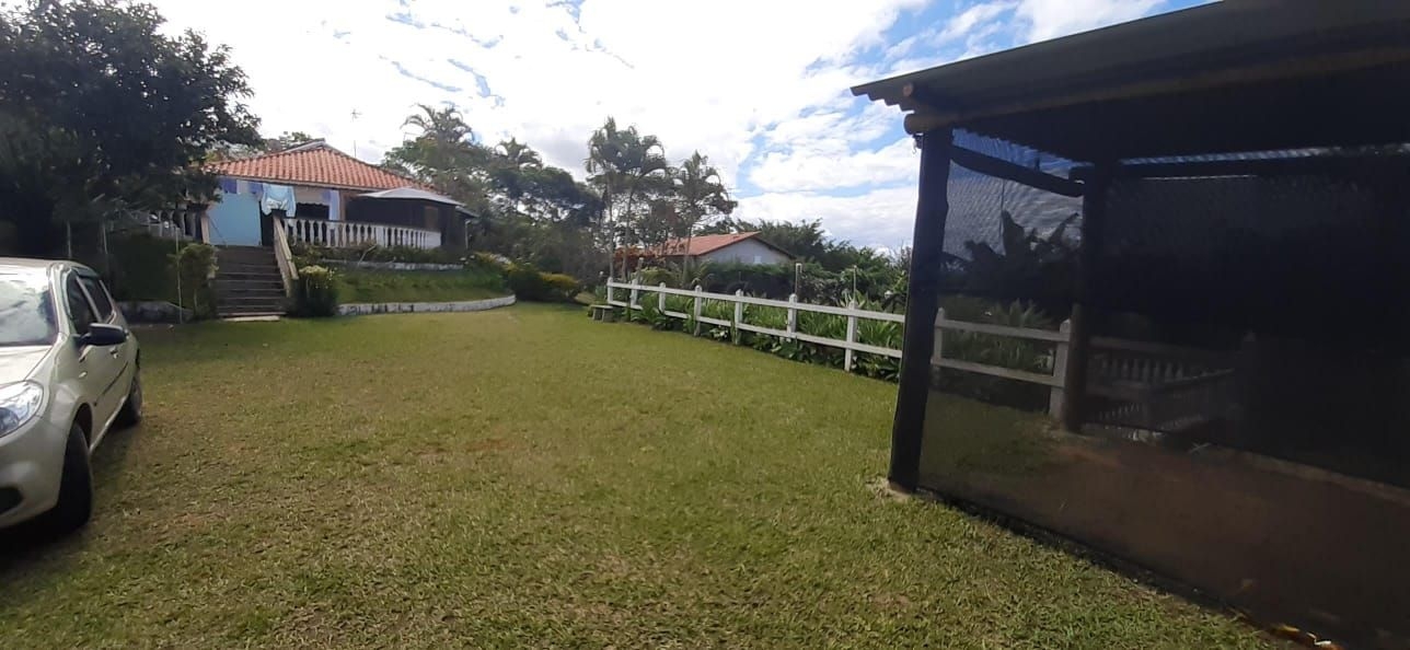 Chácara, 4 quartos, 350 m² - Foto 1