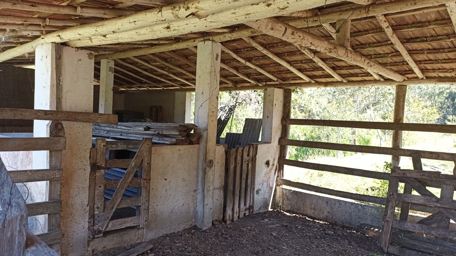 Sítio, 2 quartos, 250 m² - Foto 14