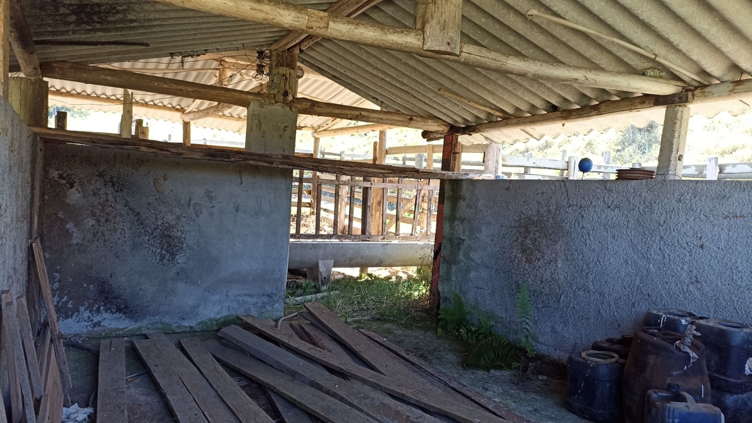 Sítio, 2 quartos, 250 m² - Foto 15