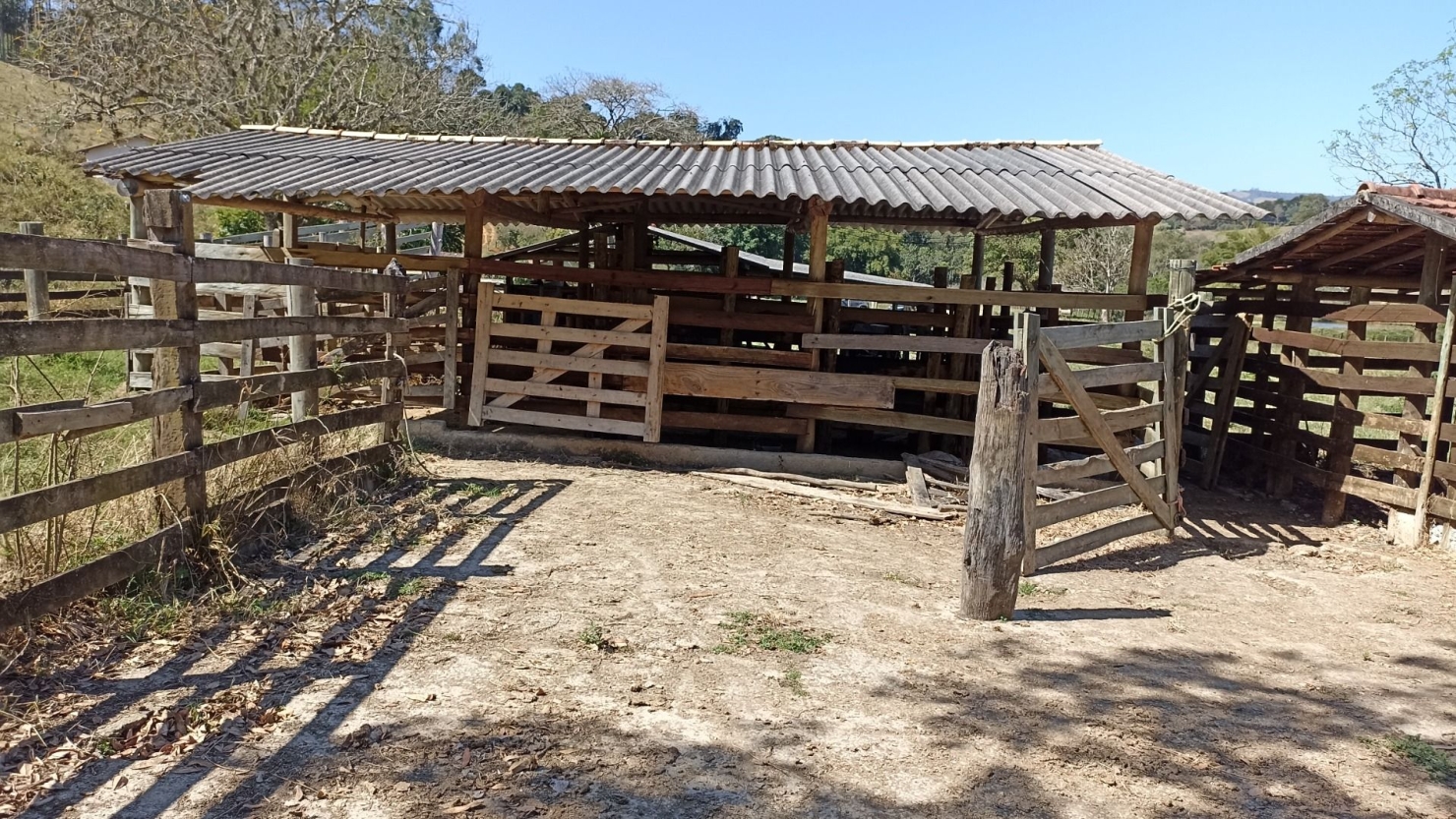 Sítio, 2 quartos, 250 m² - Foto 19