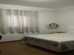 Casa para Venda em São José dos Campos - 4