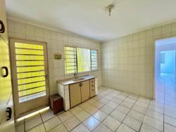 Casa para Venda em São José dos Campos - 4