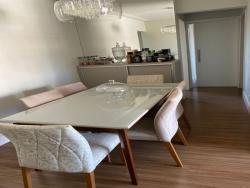 #828 - Apartamento para Venda em São José dos Campos - SP