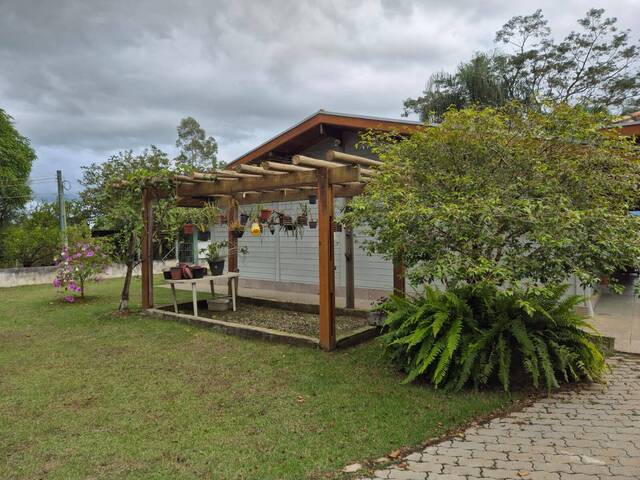 Venda em Vila Santos - Caçapava