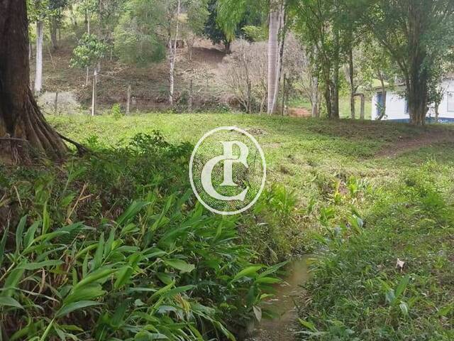#1605 - Sítio para Venda em Paraibuna - SP