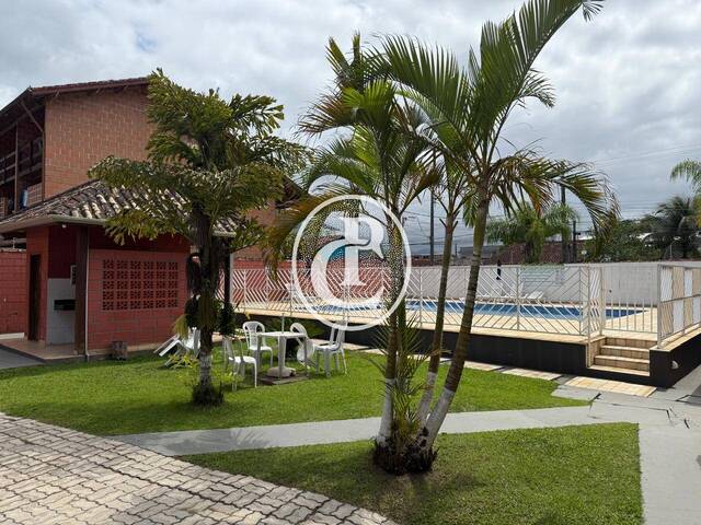 Casa para Venda em Caraguatatuba - 2
