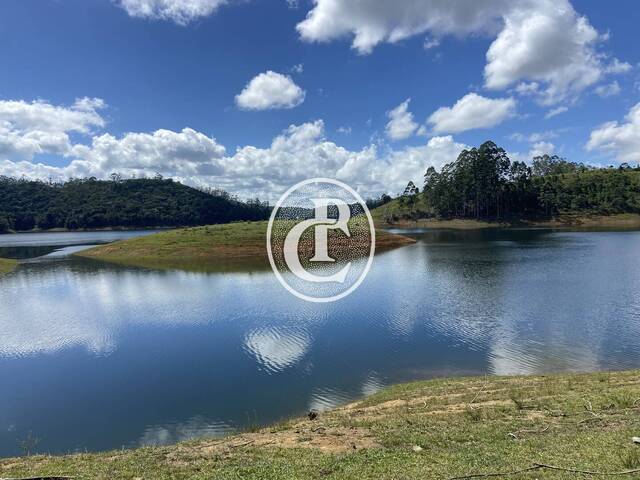 Área para Venda em Paraibuna - 2