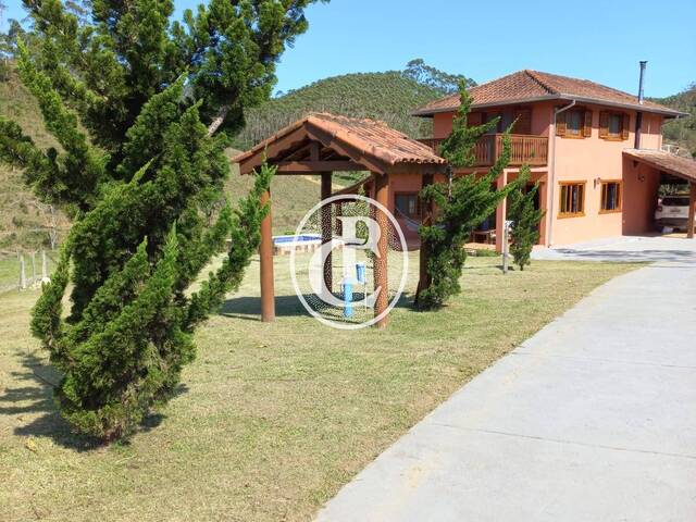 Sítio para Venda em Paraibuna - 2