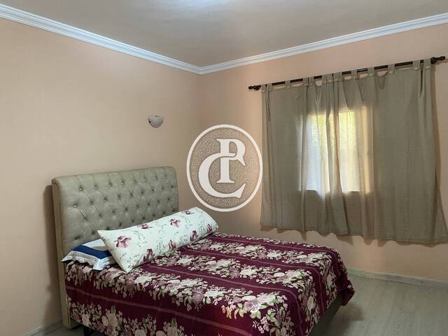 Casa para Venda em São José dos Campos - 4