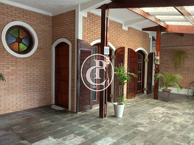 #1758 - Casa para Venda em São José dos Campos - SP
