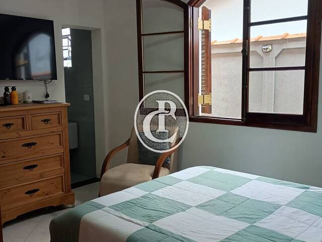 Casa para Venda em São José dos Campos - 4