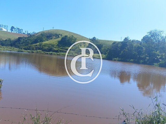 Fazenda para Venda em Jacareí - 2