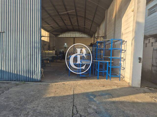 Galpão para Venda em São José dos Campos - 4