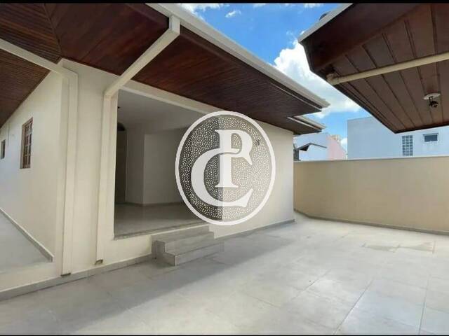Casa para Venda em São José dos Campos - 5