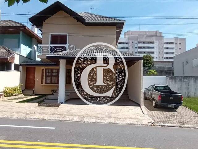 Casa para Venda em São José dos Campos - 3