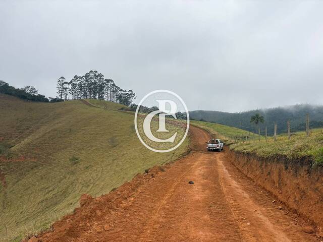 Área para Venda em São José dos Campos - 2