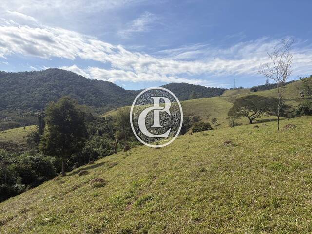 Sítio para Venda em São José dos Campos - 3