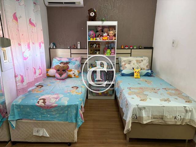 Casa para Venda em São José dos Campos - 2
