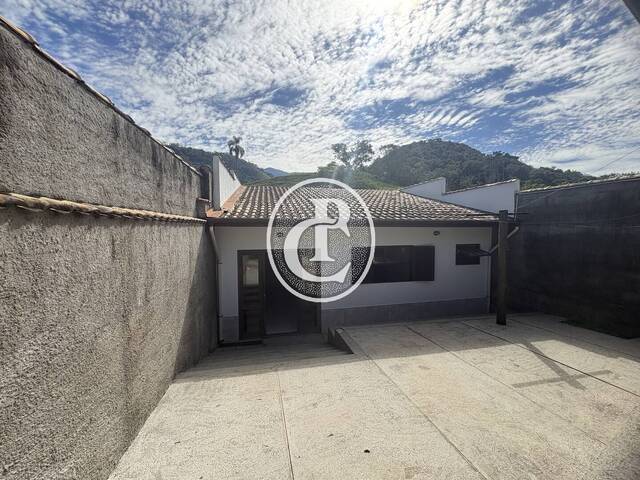 Casa para Venda em São José dos Campos - 4