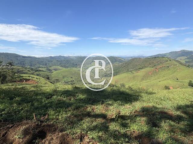 #1842 - Chácara para Venda em São José dos Campos - SP