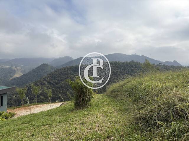 #1864 - Chácara para Venda em São José dos Campos - SP