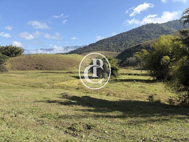 #1885 - Fazenda para Venda em São José dos Campos - SP