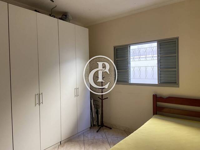 Casa para Venda em São José dos Campos - 5