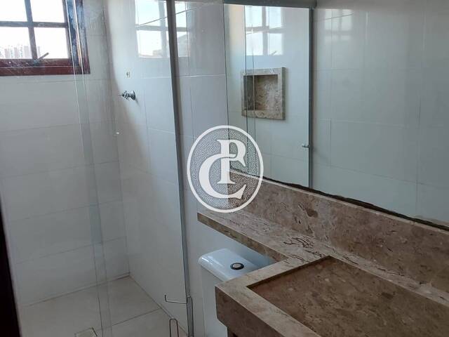 Sobrado para Venda em São José dos Campos - 4
